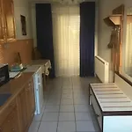 Veronika Apartman *